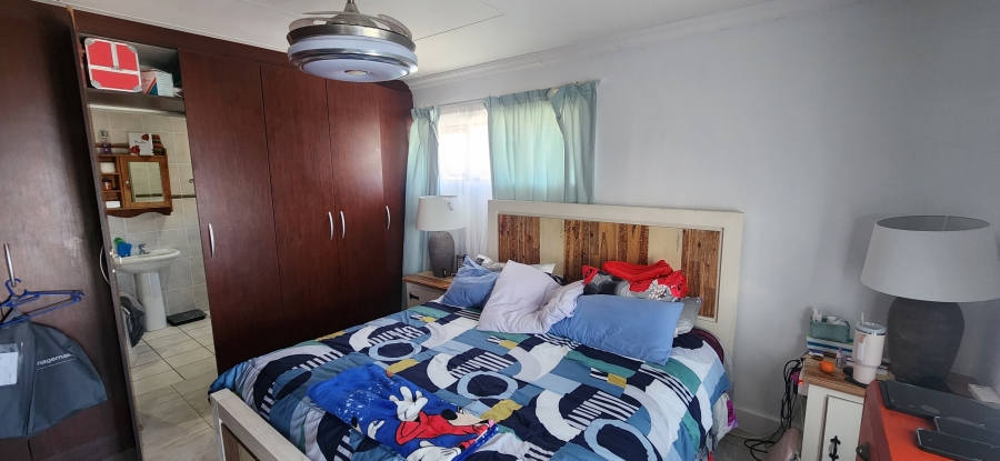 4 Bedroom Property for Sale in Dana Bay Western Cape